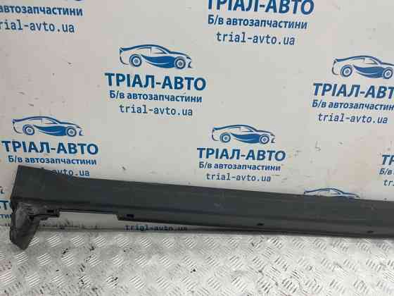 Накладка порога внешняя правая Kia Sorento UM 2.4 БЕНЗИН G4KJ 2014 (б/у) Киев