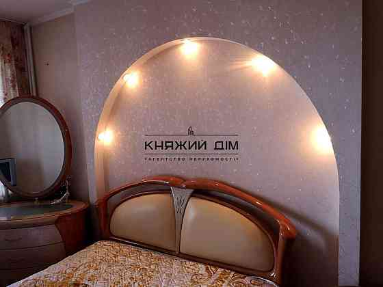 Оренда 3-кімнатної квартири біля метро Лівобережна, вул. Пантелеймона Куліша, 11 Киев