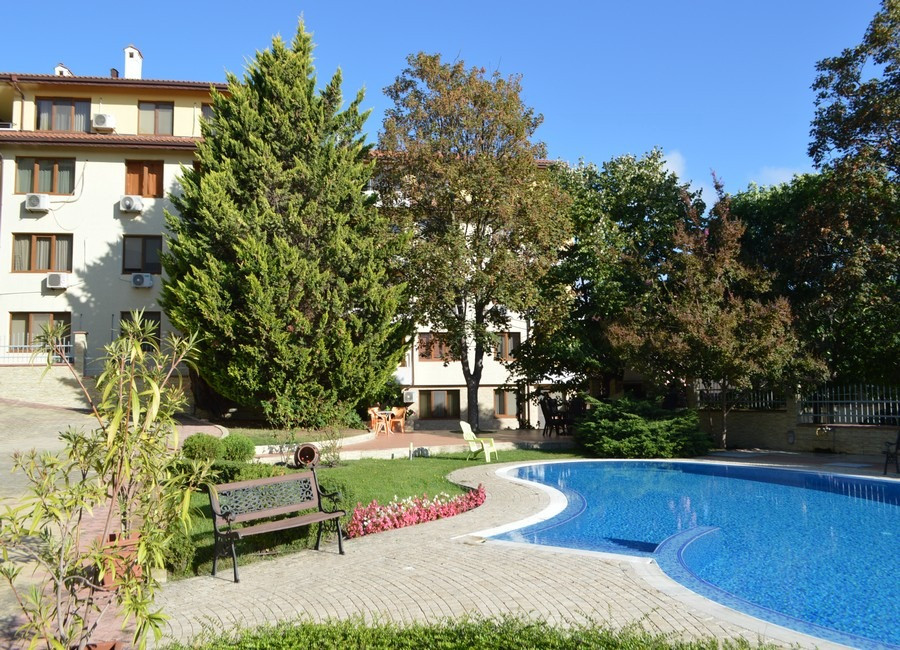 Однокомнатная квартира в комфортабельном комплексе в 200 м от моря в г.Бяла (Варненская обл.) ( Одеса - зображення 11