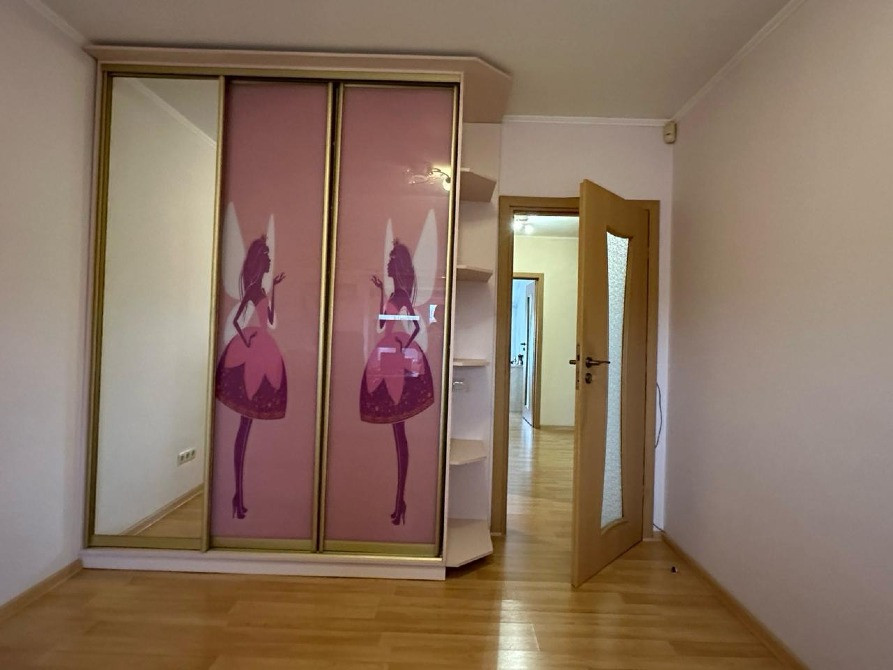 Простора 3-кімнатна квартира з ремонтом та меблями біля міського парку Івано-Франківськ - зображення 3