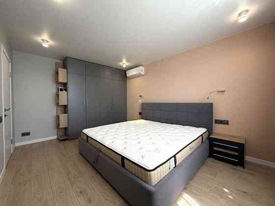 продажа 1-к квартира Киев, Голосеевский, 131500 $ Киев
