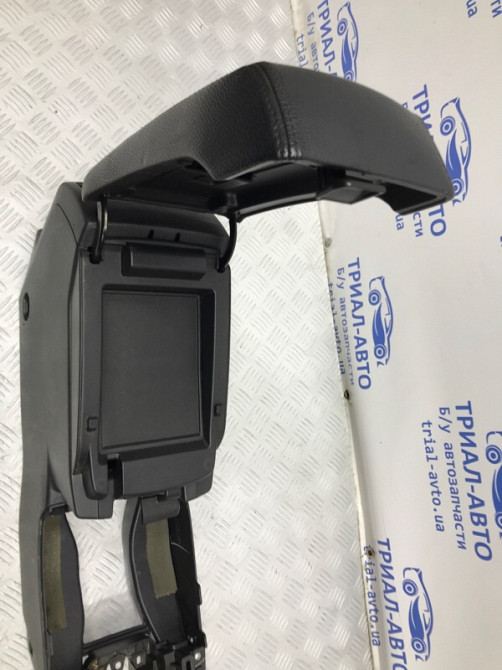 Подлокотник Subaru Outback BR 2.5 БЕНЗИН EJ253 2009 (б/у) Киев - изображение 6