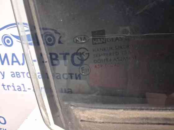 Стекло двери переднее правое Kia Sorento 2002-2011 824213E010 (Арт. 59074) Київ