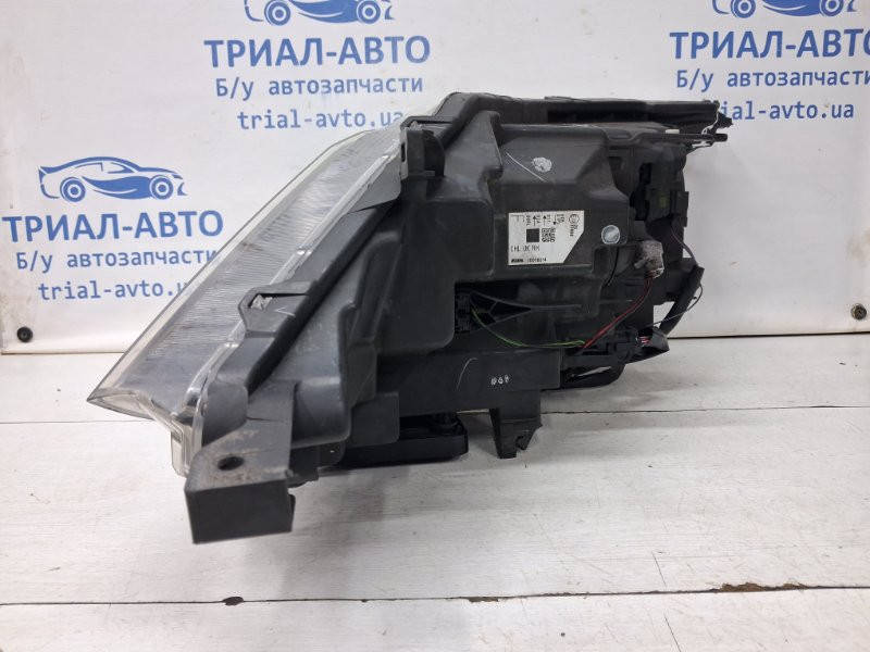 Фара правая галоген Nissan Qashqai J11 1.2 БЕНЗИН HRA2DDT 2013 (б/у) Київ - зображення 5