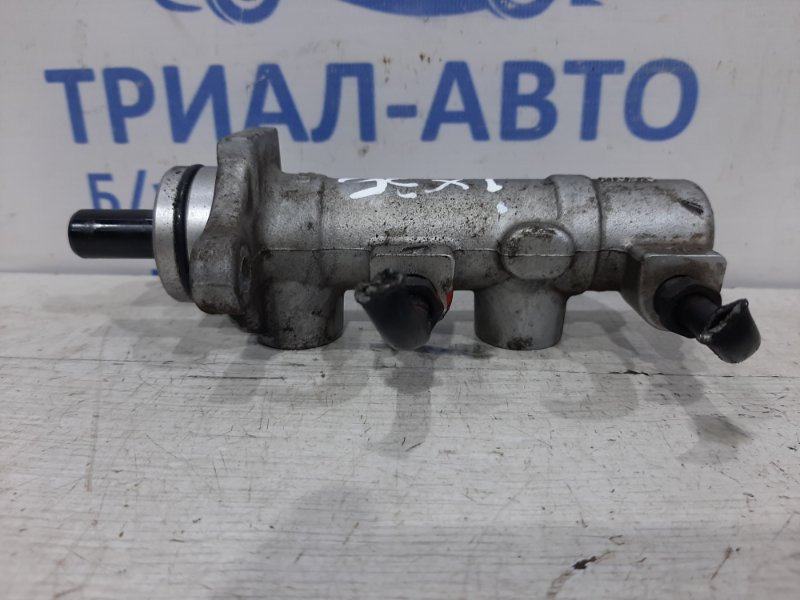 Тормозной цилиндр главный Hyundai IX35 LM 2010 (б/у) Київ - зображення 1