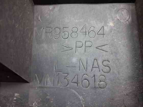 Дефлектор радиатора Mitsubishi Outlander 2003-2006 MR958464 (Арт. 66690) Киев