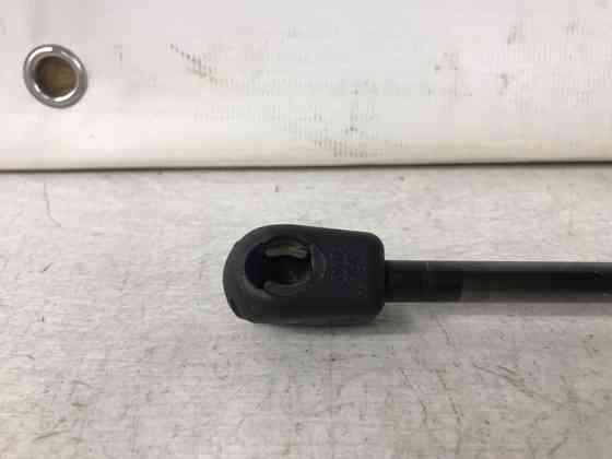 Амортизатор крышки багажника Mazda 3 2003-2009 BN8W56930B (Арт. 59605) Киев