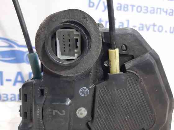 Замок двери задний правый Toyota RAV 4 A30 2005 (б/у) Киев