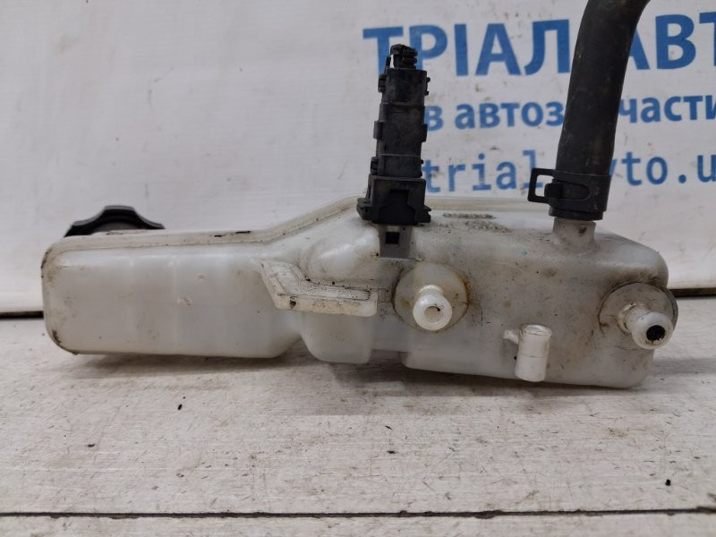 Бачок главного тормозного цилиндра Hyundai IX35 LM 1.7 DIESEL D4FD 2009 (б/у) Киев - изображение 2