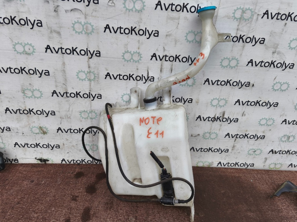 Бачок омывателя с моторчиком Nissan Note E11 2005-2012 Ковель - зображення 1