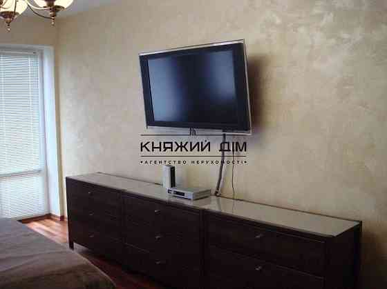 Оренда 4-кімнатної квартири біля м. Житомирська. № 11147884. Київ