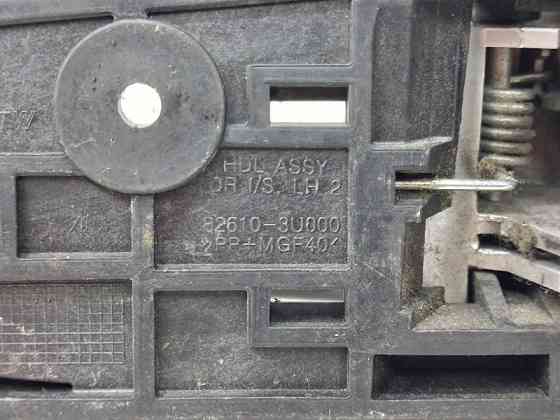 Ручка двери внутренняя левая Kia Sportage SL 1.7 DIESEL D4FD 2010 (б/у) Киев