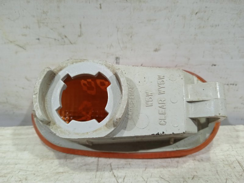 Повторитель поворотника Mitsubishi L200 KB 2.5 ДИЗЕЛЬ 4D56U 2006 (б/у) Київ - зображення 2