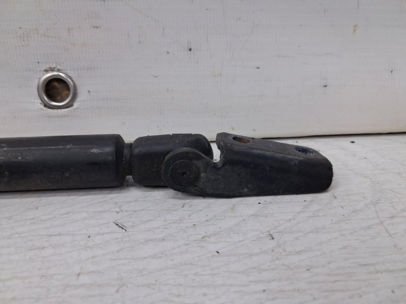 Амортизатор крышки багажника Mitsubishi Outlander 2003-2006 MR991807 (Арт. 67065) Киев - изображение 2