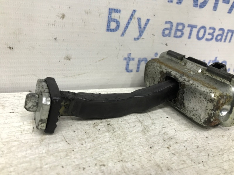 Ограничитель двери задний правый Kia Ceed ED 1.6 DIESEL D4FB 2006 (б/у) Киев - изображение 3