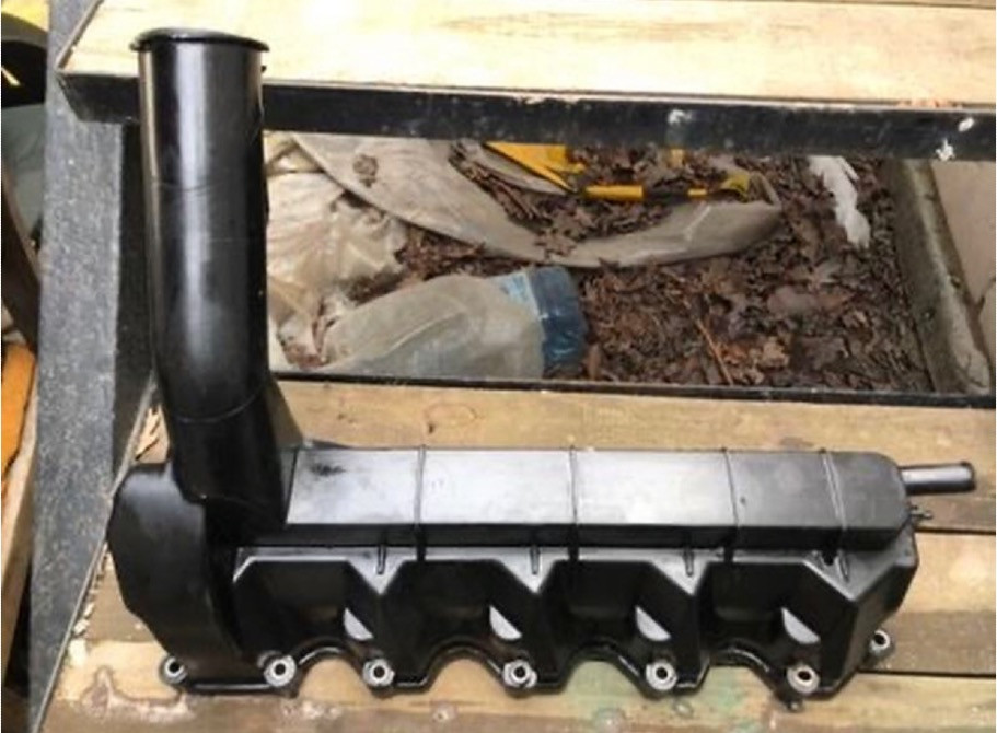Бу крышка клапанов Mercedes W168 A1660100230, 1660100230 Кропивницький - зображення 1