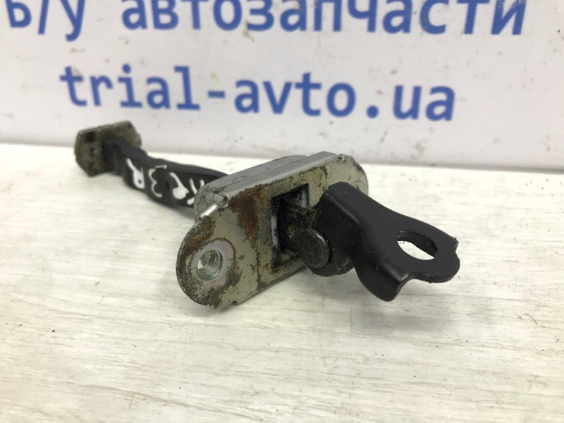 Ограничитель двери задний правый Nissan Juke 2010-2019 824301KA0A (Арт. 39907) Киев - изображение 2