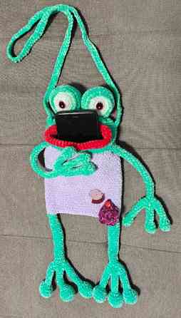 Сумочка для телефону жабка жаба весела дитяча іграшка м'яка в'язана подарунок ручна робота Нововолинськ