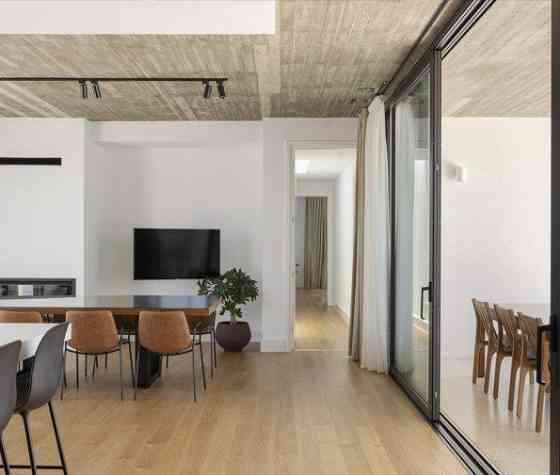 Апартаменти, вілли на Кіпрі від 200 000 євро. Оформлення ПМЖ Львів