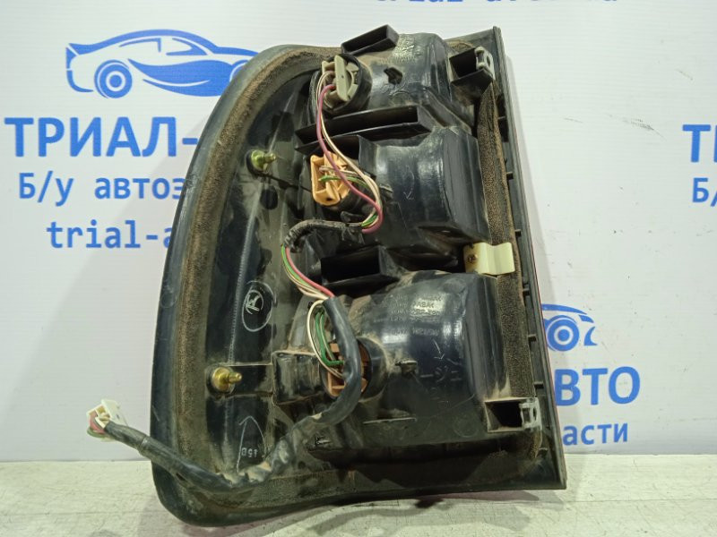 Фонарь задний внешний правый Toyota Land Cruiser J100 4.7 1998 задн. прав. (б/у) Київ - зображення 2