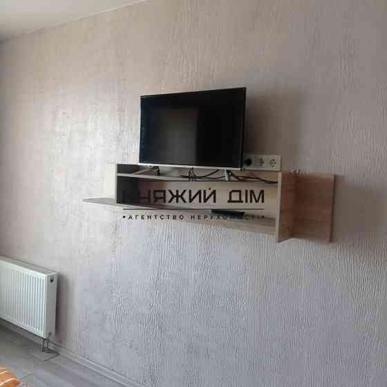 ОРЕНДА Є ГЕНЕРАТОР 2к квартира м.Деміївська вул Володимира Брожка 70 код 11204338 Київ