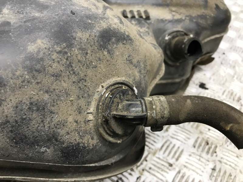 Бак топливный пластик Subaru Outback 2009-2015 42012YC002 (Арт. 56462) Киев - изображение 5