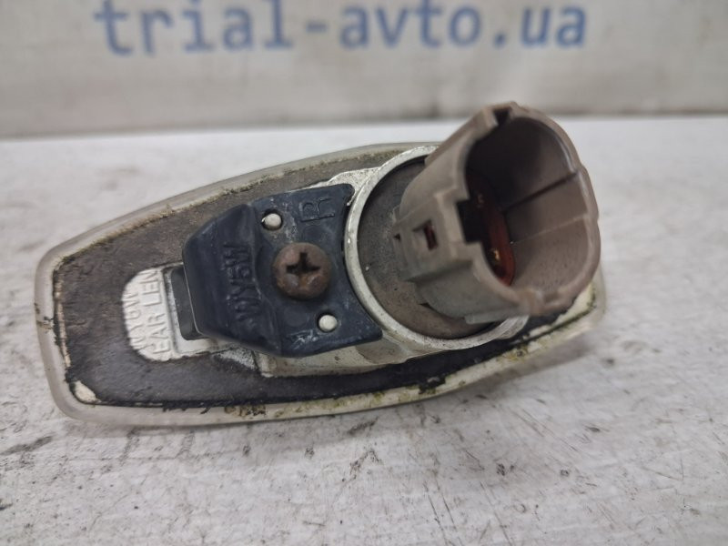 Повторитель поворотника правый Kia Sorento 2002-2011 923043B120 (Арт. 82830) Киев - изображение 4