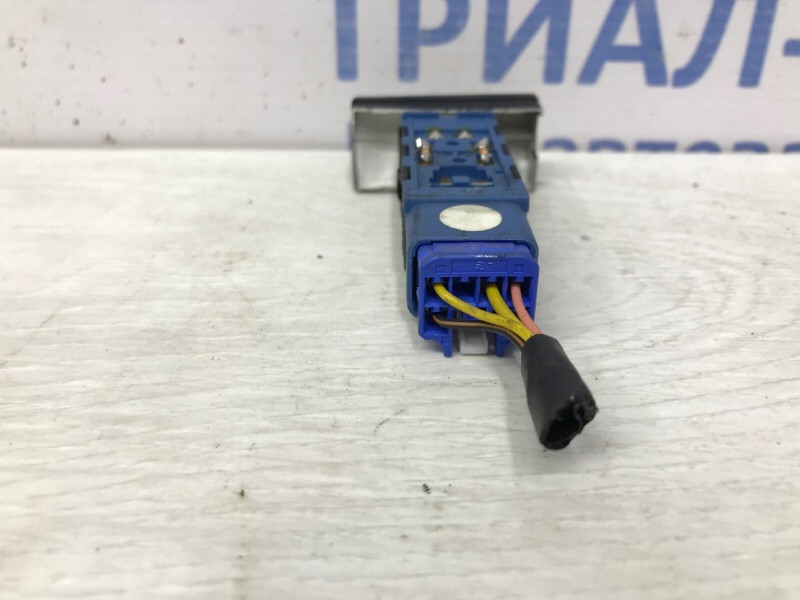 Кнопка подогрева Kia Sorento XM 2.2 DIESEL D4HB 2009 (б/у) Киев - изображение 2