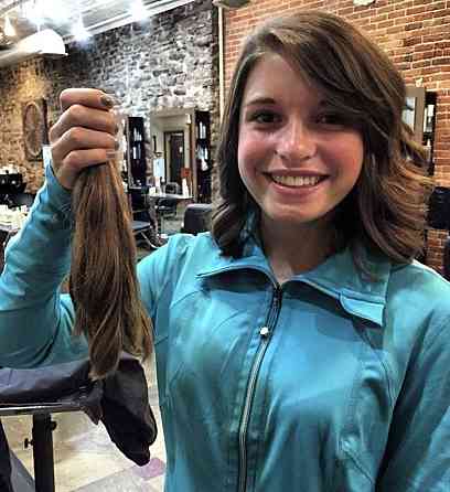 МАСОВО закуповує волосся у місті РІВНЕ та по всій території України!Телефони: 0961002722,0633013356 Рівне