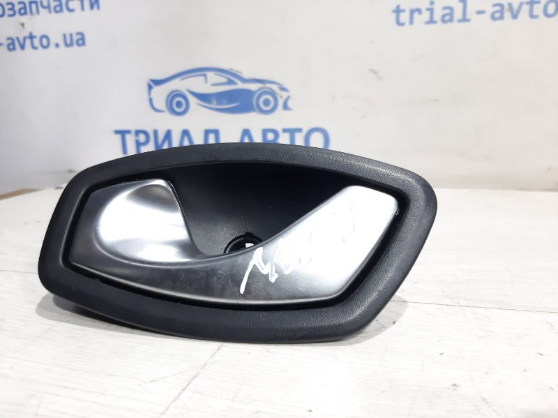 Ручка двери внутренняя правая Renault Megane 3 1.5 DIESEL K9K 2008 (б/у) Киев - изображение 1