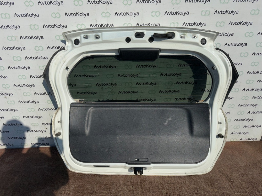 Крышка багажника Nissan Note E12 2013-2020 Ковель - зображення 2