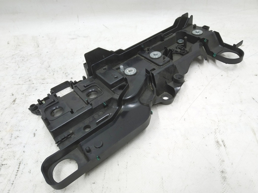 Крышка нижняя панели управления пентхауса основной батареи Tesla model 1109684-00-L Киев - изображение 3