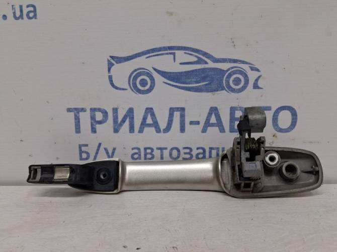 Ручка двери внешняя задняя правая Mazda 3 BK 1.6 БЕНЗИН Z6 2003 (б/у) Киев - изображение 3