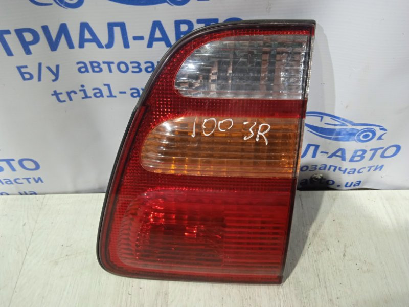 Фонарь задний внешний правый Toyota Land Cruiser J100 1998 (б/у) Київ - зображення 1