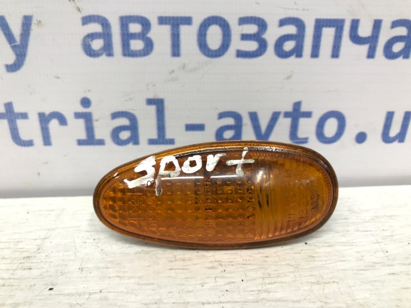 Повторитель поворотника Mitsubishi Pajero Sport 1996-2008 MR522027 (Арт. 44061) Київ - зображення 1