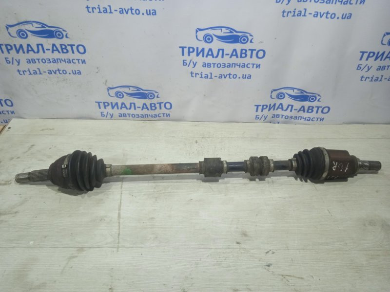 Привод передний правый МКПП Nissan Juke F15 1.6 БЕНЗИН 2010 (б/у) Киев - изображение 1