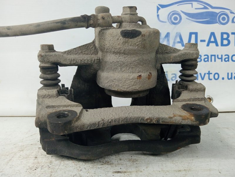 Суппорт передний левый Toyota Avensis T25 1.8 БЕНЗИН 1ZZFE 2002 (б/у) Киев - изображение 3