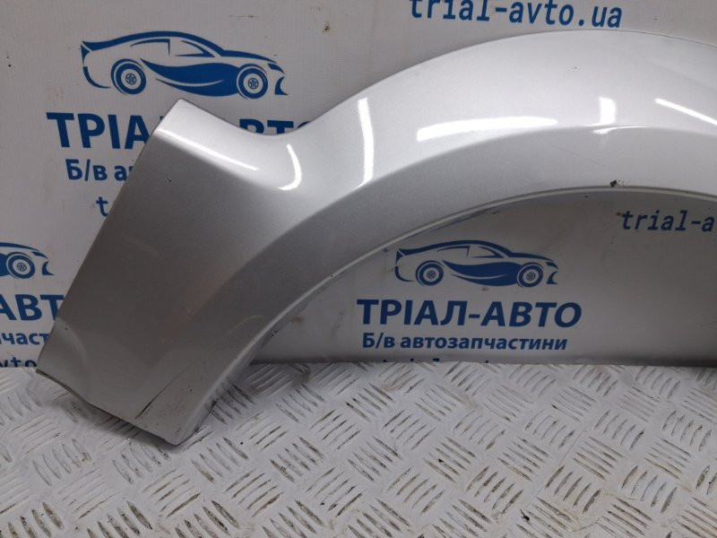 Накладка крыла Kia Sorento BL 2.5 DIESEL D4CB 2002 перед. прав. (б/у) Київ - зображення 2