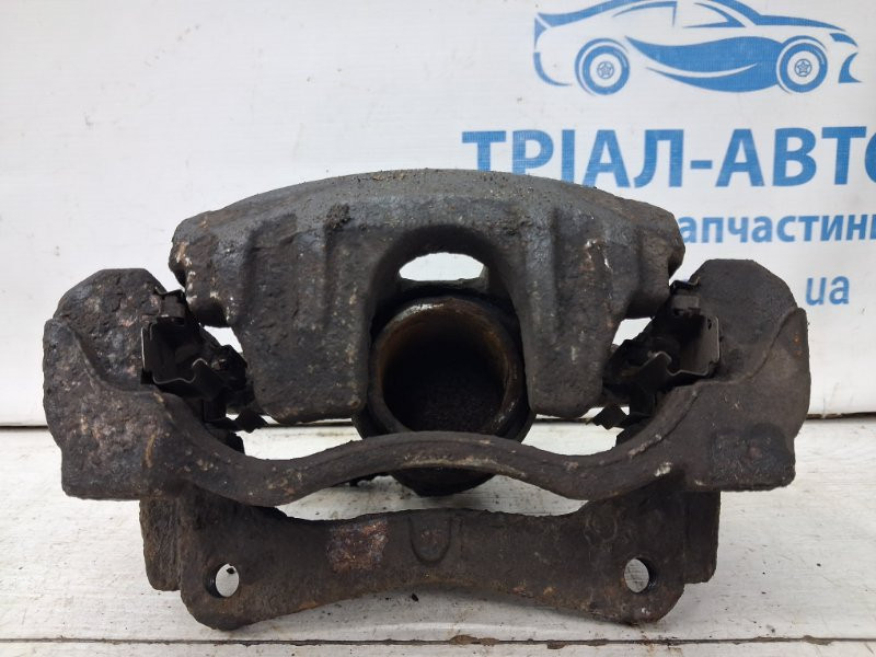 Суппорт передний правый Toyota Avensis T25 2.2 DIESEL 2ADFTV 2002 (б/у) Київ - зображення 2