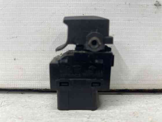 Кнопка стеклоподъемника Kia Sportage 2010-2016 935751H000 (Арт. 70972) Киев