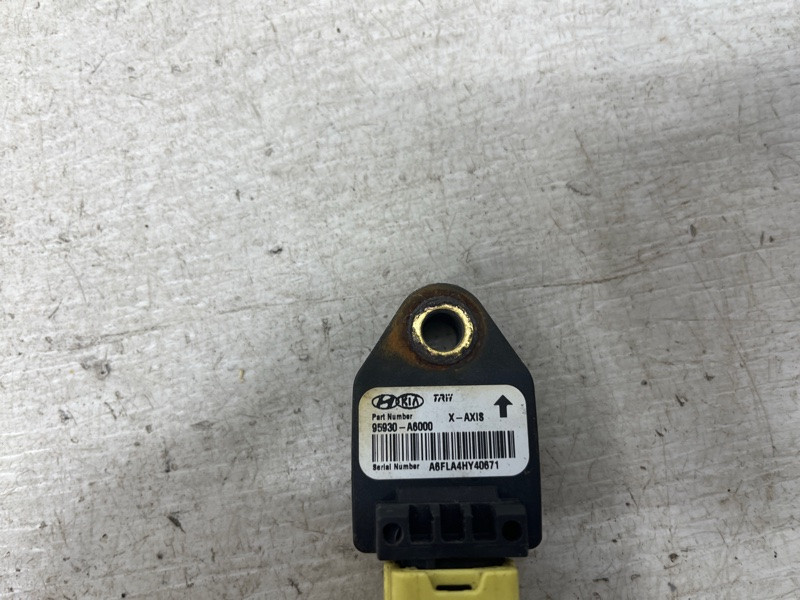 Датчик удара Hyundai I30 GD 1.6 DIESEL D4FB 2011 (б/у) Київ - зображення 4