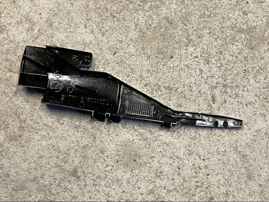 Бу желоб смазки КПП Renault Оригинал 7700737467, 7700112872, 6001543164, 8200320785, 321079831R Кропивницький - зображення 1
