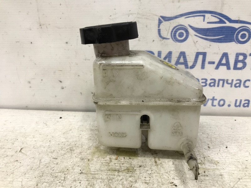 Бачок главного тормозного цилиндра Kia Ceed ED 1.6 DIESEL D4FB 2006 (б/у) Киев - изображение 2