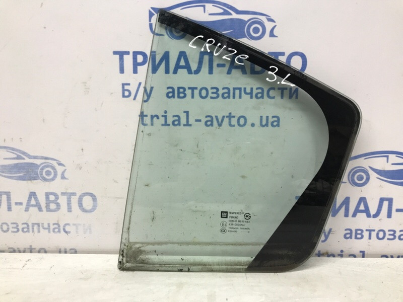 Стекло двери задней левой (форточка) Chevrolet Cruze J300 1.8 2009 (б/у) Київ - зображення 1