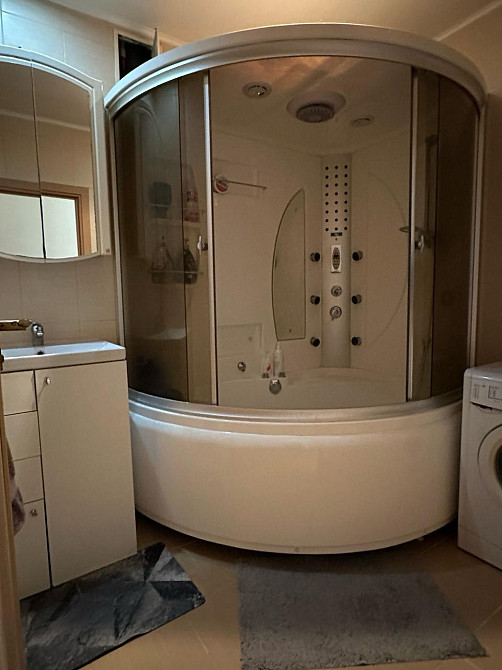 Простора 3-кімнатна квартира з ремонтом та меблями біля міського парку Івано-Франківськ - зображення 4