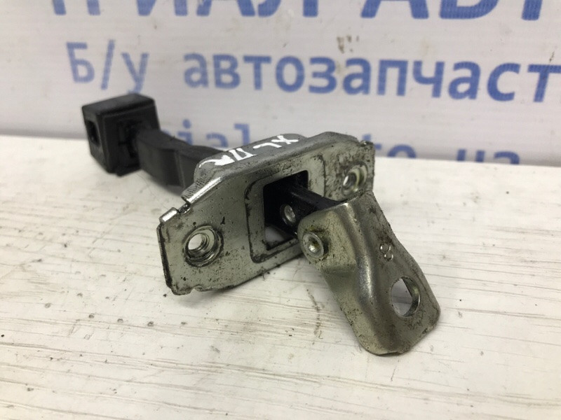 Ограничитель двери передний правый Mitsubishi Outlander 2007-2012 5702A079 (Арт. 51757) Київ - зображення 2