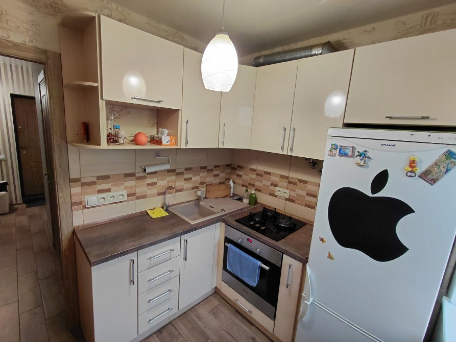 Продам 2к.квартиру з меблями та технікою біля м.23 серпня (р-н ОВІРу) Павлово поле Харків - зображення 1