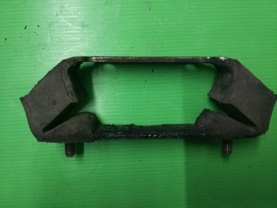 Опора коробки передач 90075054, 90075208 Опель Рекорд оригінал Винница - изображение 2