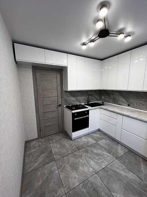 Продам. 2-к.кв. 3/9, ж/м Тополь-3, вул. Василя Барки. Днепр - изображение 6