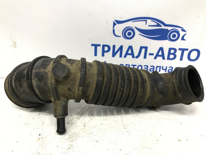 Патрубок воздушного фильтра Mitsubishi Pajero Sport K9 2.5 DIESEL 4D56 1996 (б/у) Киев - изображение 2